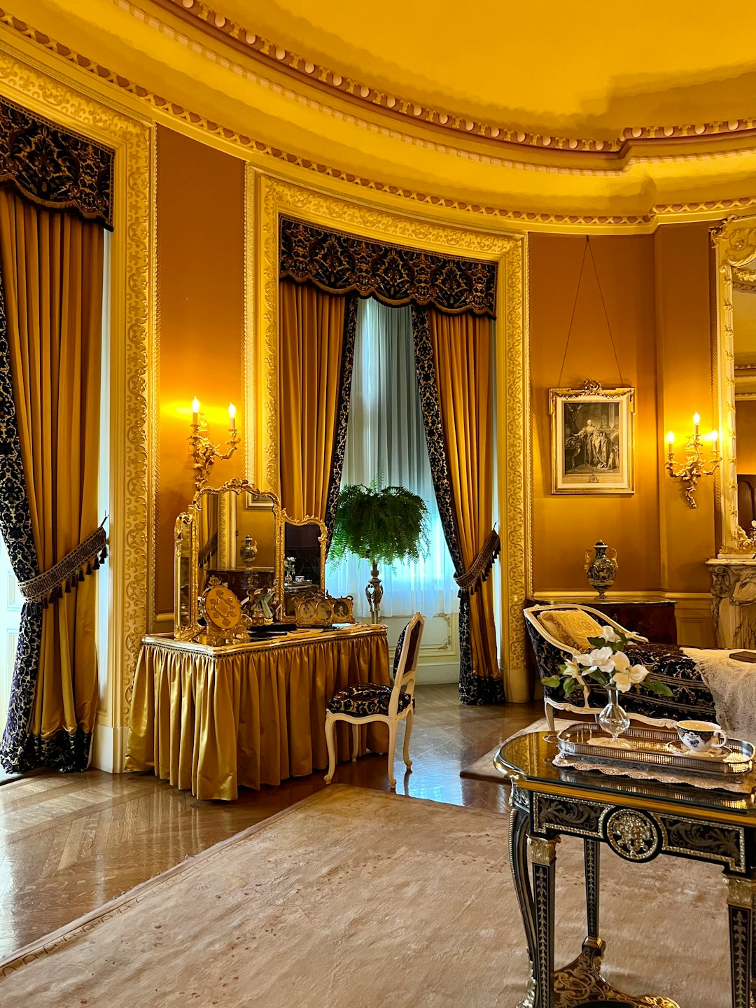 Presidential Mystique Suite